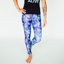 Load image into Gallery viewer, 365 Full Length Legging - Electric Palm
